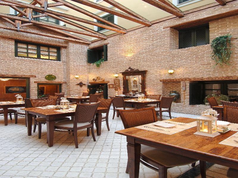 Hotel Byzantino Patras Esterno foto