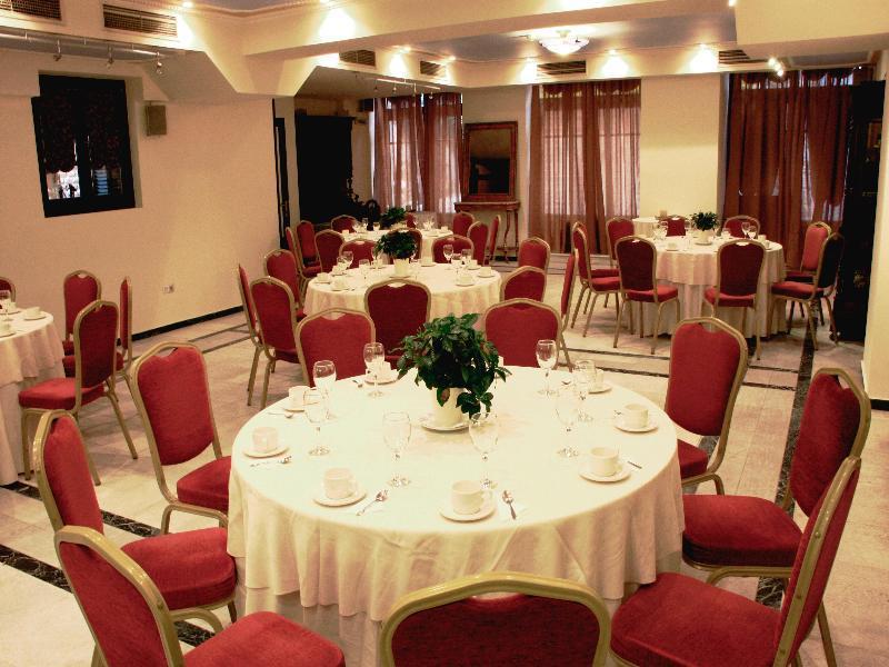 Hotel Byzantino Patras Esterno foto